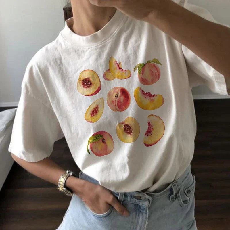 Vintage Peaches  Graphic c T-Shirts